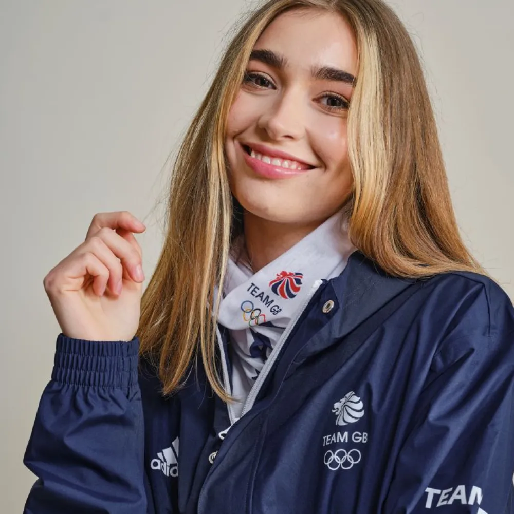 Team GB Logo Neck Sleeve White