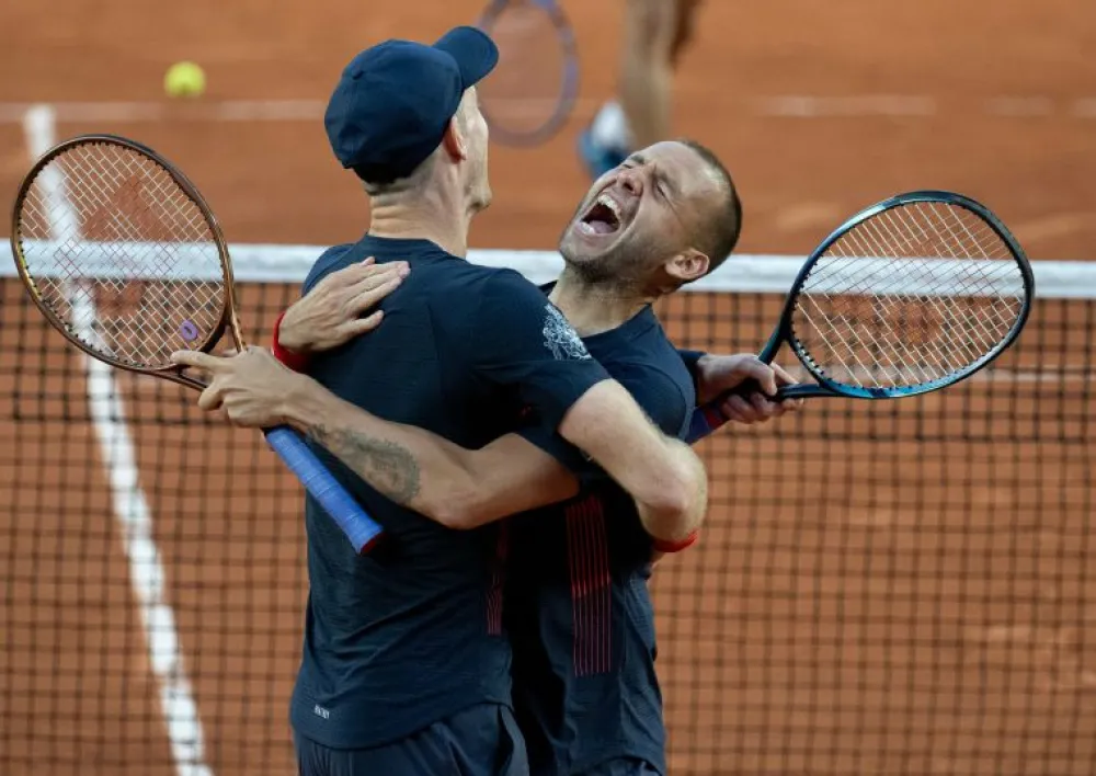 Team GB Paris Art Print "Murray and Evans Thrilling Tie Break Comeback"